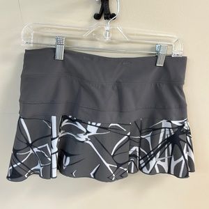 Nike Dri-Fit tennis skirt. Never worn!